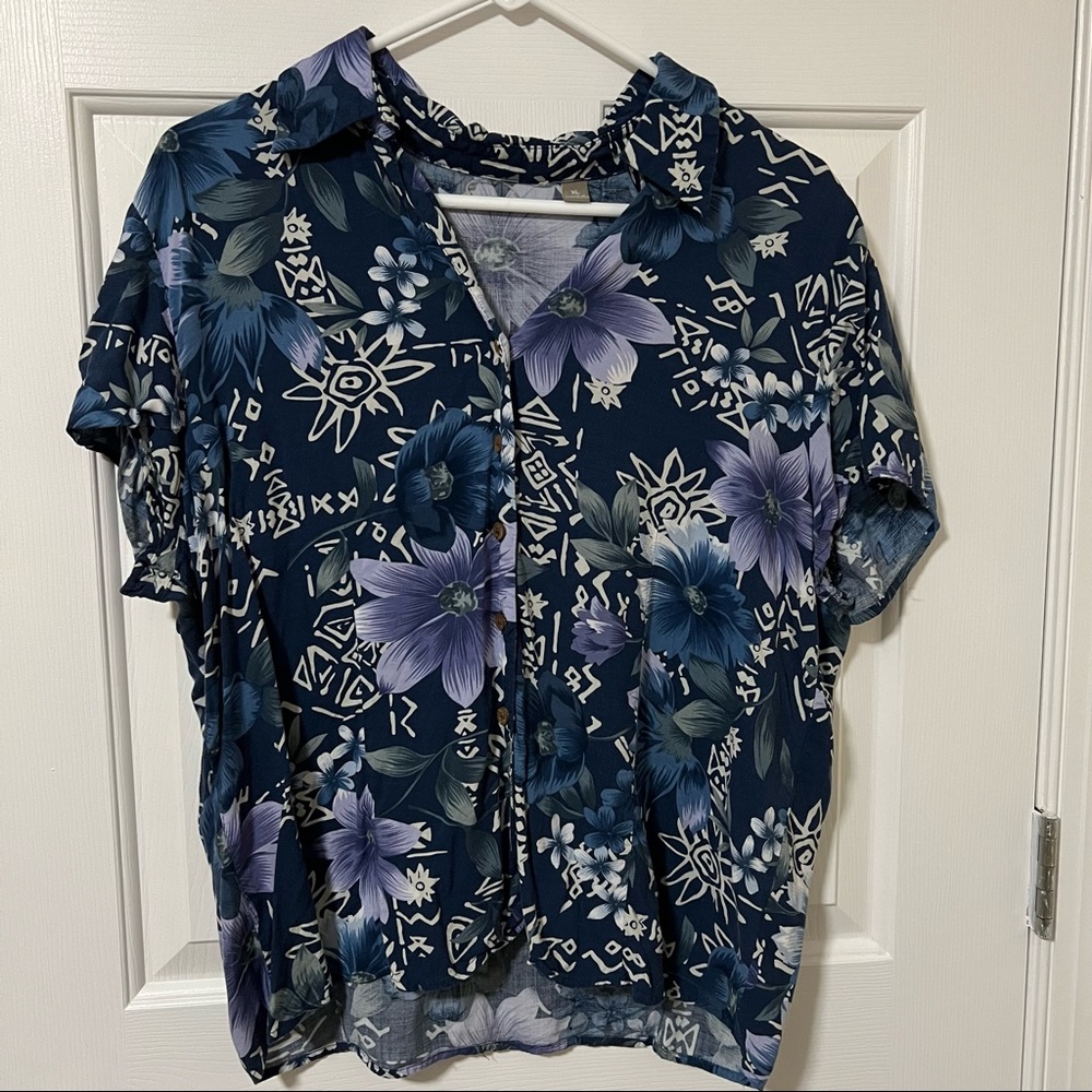 Hawaiian Button Up